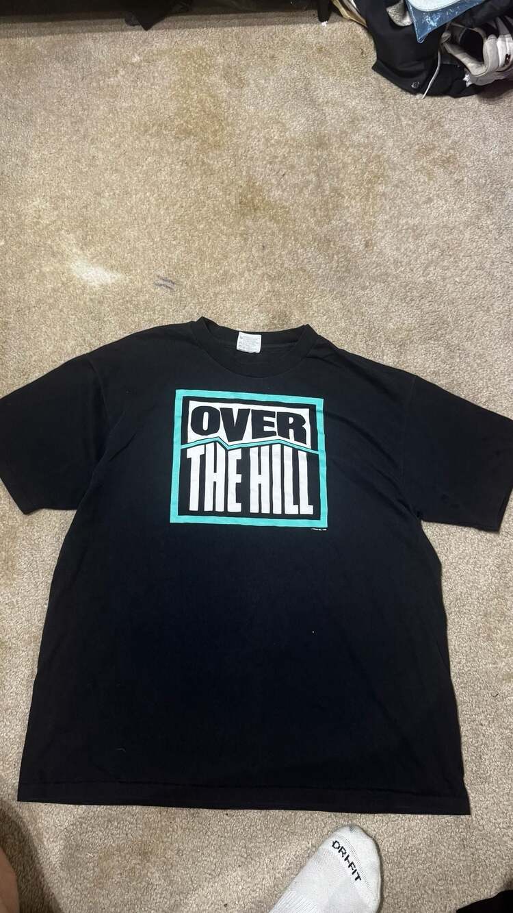 Hanes Over The Hill Graphic T-Shirt Size XL